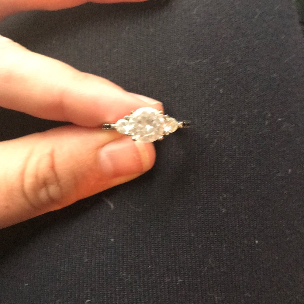 Ring - Picture 2 of 2